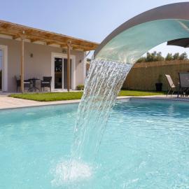 Villa D&J by "elite", hotel di Kalpaki