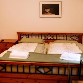 Moderne Landwohnung - Pension - Top Lage, hotel in Gottmadingen