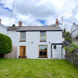 Cwmwl Gwyn Cottage in the heart of the old town