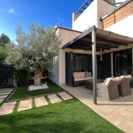 Corvera Gardens, Corvera Golf and Country Club, hotelli kohteessa Corvera