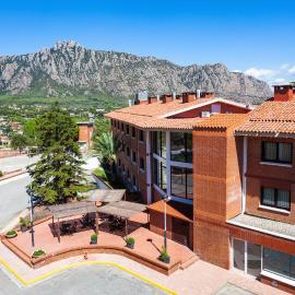 Checkin Montserrat, hotel u gradu Collbató