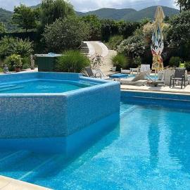 La Păstrăvărie, hotel a Mehadia