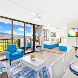 Breezy Waikiki condo with balcony & beach access