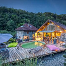 Le Chalet des Eaux - Thermes - Ski, hotel a Revel