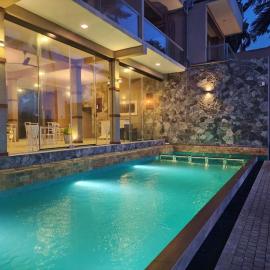 Adique's Resorts, hotel di Marawila