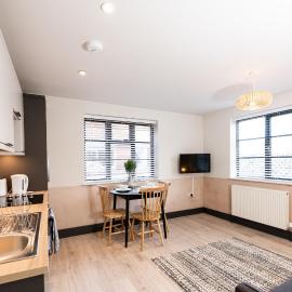 2 Castle Mews