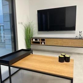 Elegant 3 bedroom Ocean view Condo in Kiryat Yam, hotel in Qiryat Yam