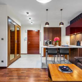 Warsaw Atelier - Central, Parking, Metro Nearby - by Rentujemy
