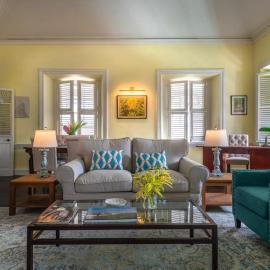 Melrose Apartment
