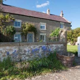 East Ayrlow Banks