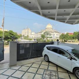Midways Guest House and Hotels、イスラマバードのホテル