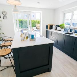 Y Bwthyn, hotel i Rhosneigr