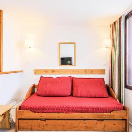 Résidence Les Mélèzes - maeva Home - Appartement pied de piste vue montagne 2 pièces + coin cabine 6 personnes - Sélection MAE-5685, hotel LʼHuez városában 