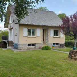 La Maison des 3 Bouleaux, готель у місті Lafeuillade-en-Vézie