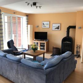 Bernsteinhaus 3 Zi Whg im EG, 2 Terrassen, strandnah mit Kamin und WLAN