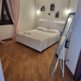 Mi Casita、アルツァケーナのホテル