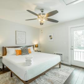 04 The Ludwig Room - A PMI Scenic City Vacation Rental