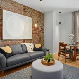 The Retreat at Saddlers House with Private Balcony
