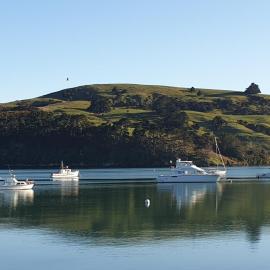 Waterscape Apartment with car park, hotel din Akaroa