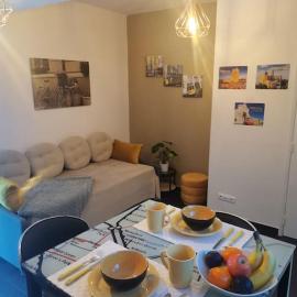 Enjoy Lisboa! - Near Metro، فندق في أمادورا