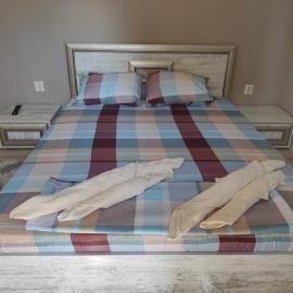 Етаж от къща - Нощувки Ками, hotel u gradu Pleven
