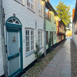 fewo1846 - Kaete-Lassen-Huus - uriges Kapitänshäuschen auf 3 Ebenen mit Dachterrasse am Hafen, hotel v mestu Flensburg