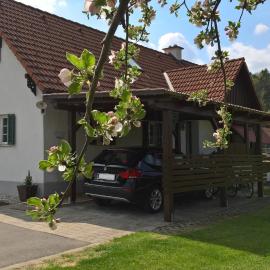 Ferienhaus Am Bach, hotel in Kirchberg an der Raab