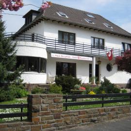 Hotel Haus Bergblick، فندق في Rheinbreitbach