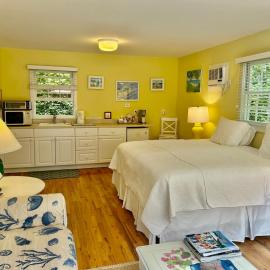 Hamptons private guest cottage, hotel em Remsenburg