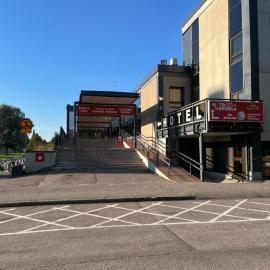 Hotel Tikkurila – hotel w mieście Vantaa