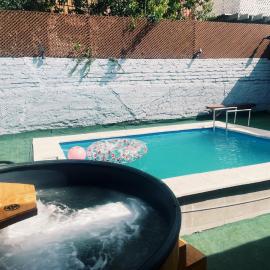CASA Algarrobo con Piscina Temperada, Tinaja y Quincho próxima a Playa Sn Alfonso, hôtel à Algarrobo