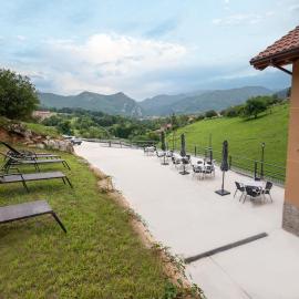 Apartamentos Spa Las Caldas y Spa El Balneario, Hotel in Oviedo