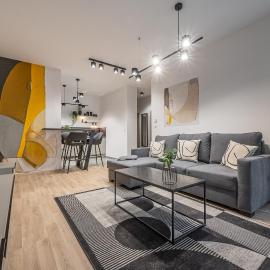 Condo With Balcony @ Downtown Budapest