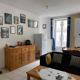 Un moment de Détente au cœur de Vals-les-Bains, hotel in Vals-les-Bains
