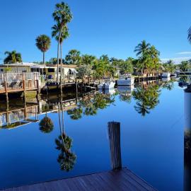 4 bd Near beach spacious solar heated pool waterfront home, ξενοδοχείο σε Pompano Beach