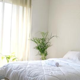 white Bear, hotel in Madinaty