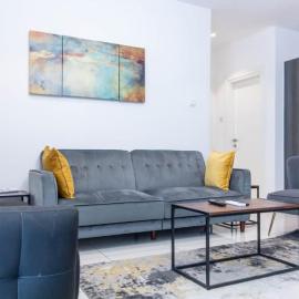Best 1 Bedroom Plus Guest Toilet @Embassy Gardens, hotel u gradu 'Cantonments'