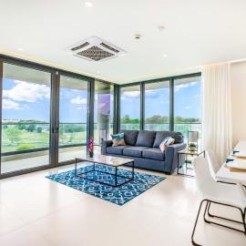 Luxury Oceanview 1BR on beach, hotel en Cupecoy