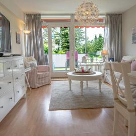 Schwalbennest - Hundefreundlich, Sauna, Pool, Dachterrasse, See & Natur, hotel em Möhnesee