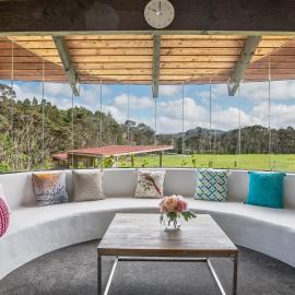 Cozy Family Life Style Villa, hotel a Riverhead
