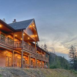 Hearthstone Elegant Lodge, hotel di Kamiah