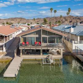 Moovalya Keys | Spacious Riverfront Retreat • Private Dock