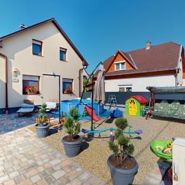 Silver Zsóry Apartman, hotel in Mezőkövesd
