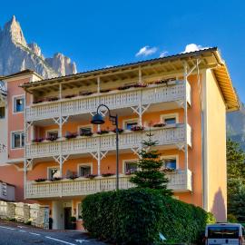 Eden Apartments, hotel em Siusi