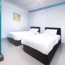 Pen'U Cottages by RVH, hotel di Dungun