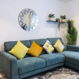Plush 1 Bedroom/Guest Washroom @The Lennox Airport