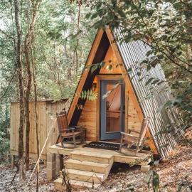 Charming A-Frame Couples Retreat Cozy and Private, hôtel à Rockbridge