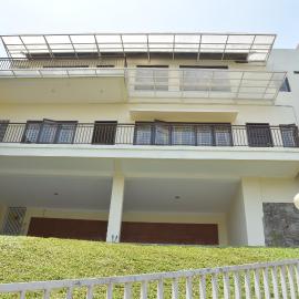 Kerinci Hill Holiday Home, Dago Golf (for families only)