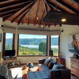 Lares de Yaima Cholila Chubut، فندق في Cholila