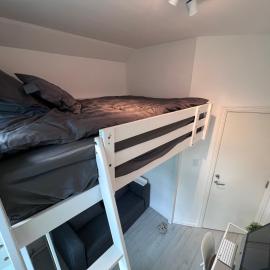 Cozy room with smart solutions Grunerløkka Central Happy Days โรงแรมในออสโล